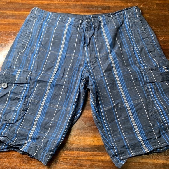 Nike shorts - Picture 1 of 2